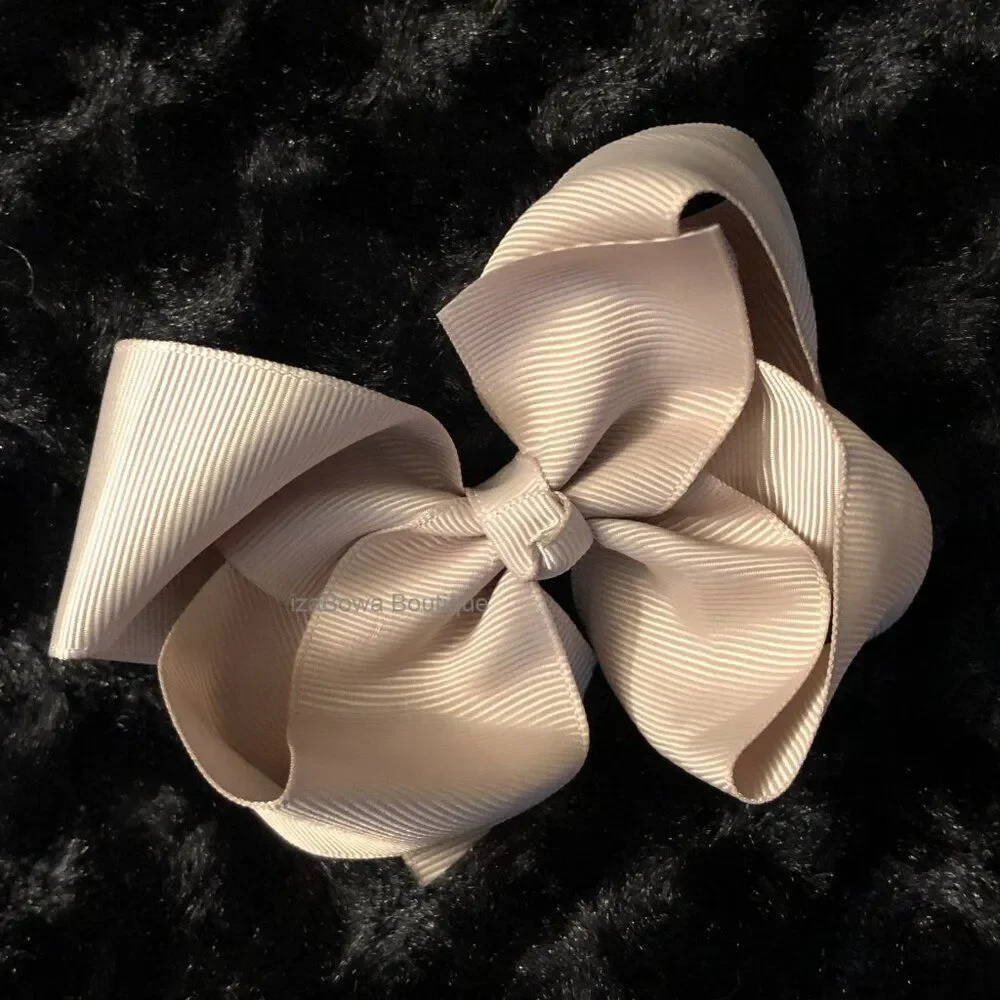 Taupe 4